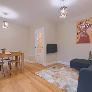 https://apartamento-reformado-en-zona-residencial-con-garaje-y-wifi.bilbaohotelsspain.com